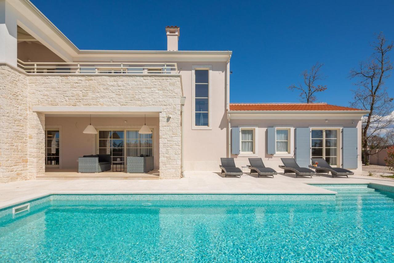 Villa Harmony By Ilc Brtonigla Luaran gambar