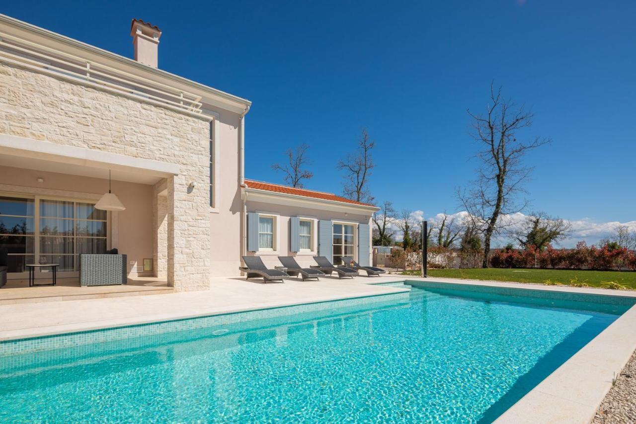 Villa Harmony By Ilc Brtonigla Luaran gambar